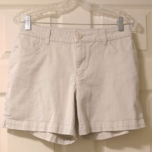 Lee Khaki Shorts
